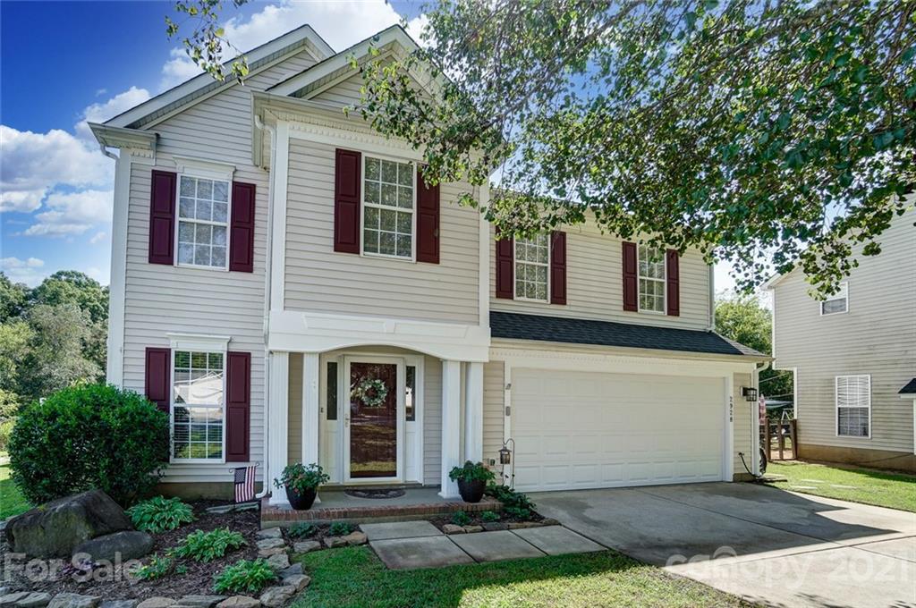 2928 Hawick Commons Drive