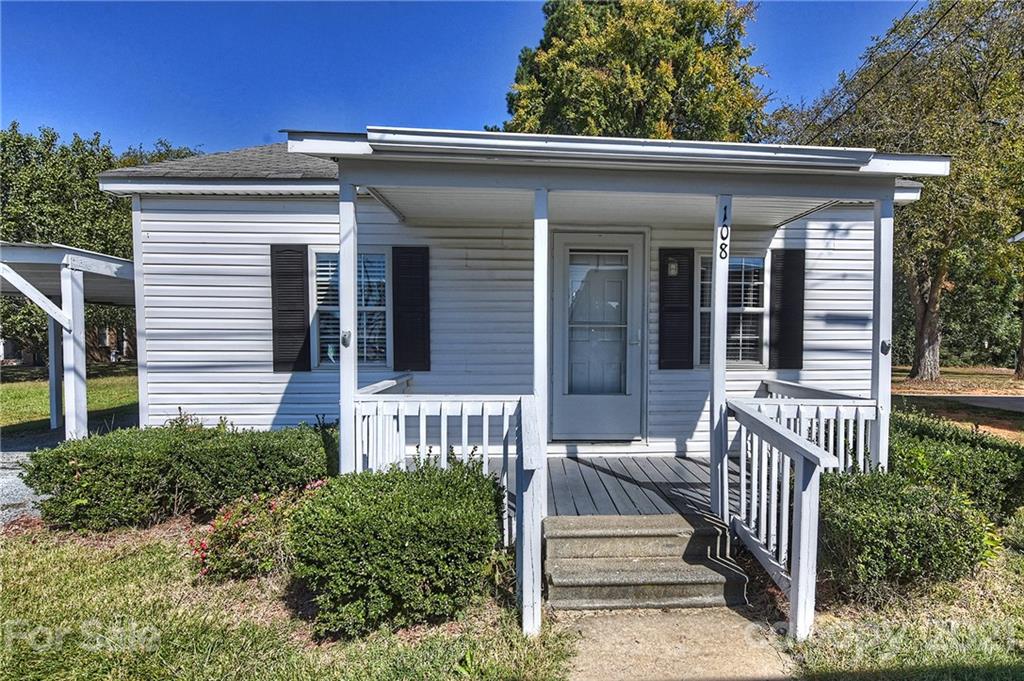Property image 1 at 108 E Wilson Street, Wingate, NC 28174