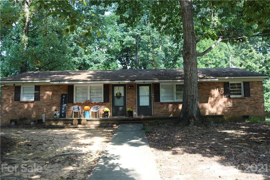 2348 Woodbridge Drive