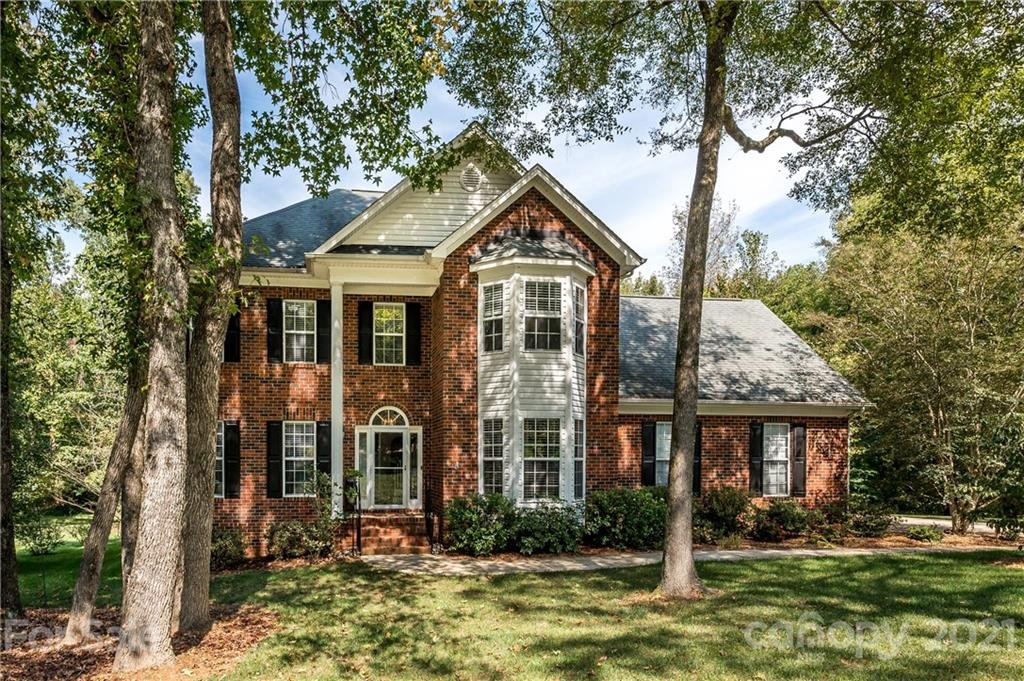 5524 Crown Hill Drive