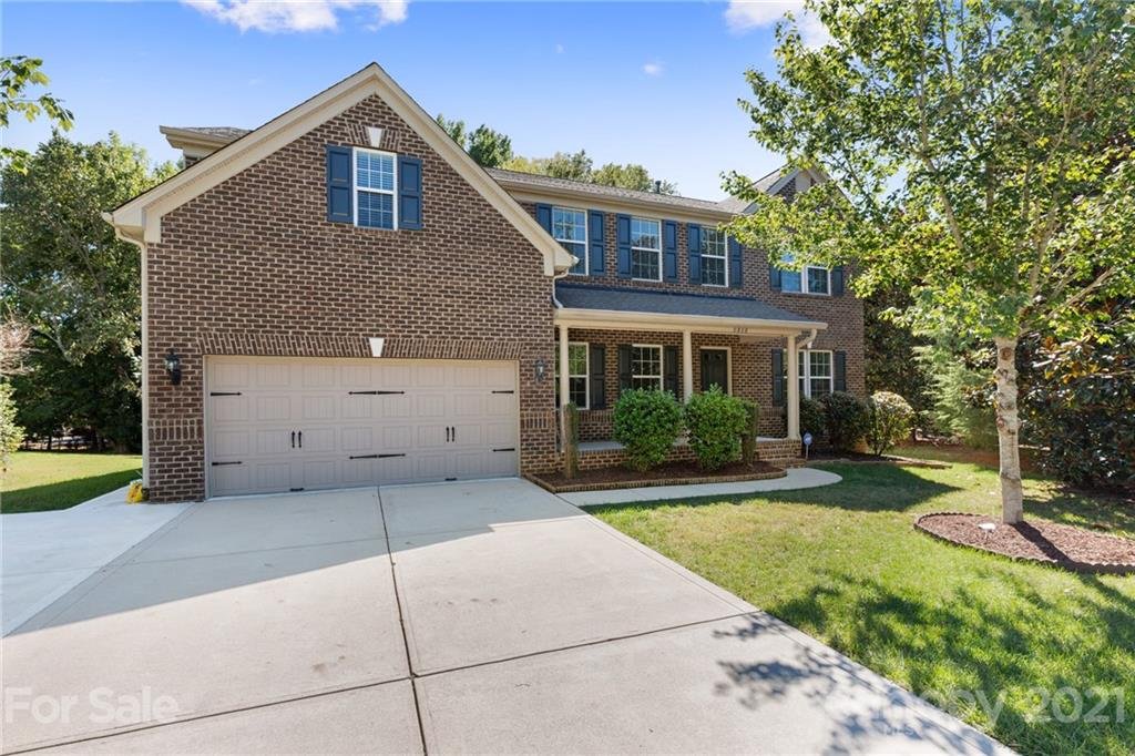 Property image 1 at 9808 Woodland Watch Court, Charlotte, NC 28277