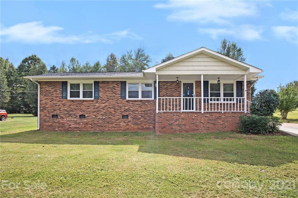 Property image 1 at 4525 Longbriar Drive, Gastonia, NC 28056