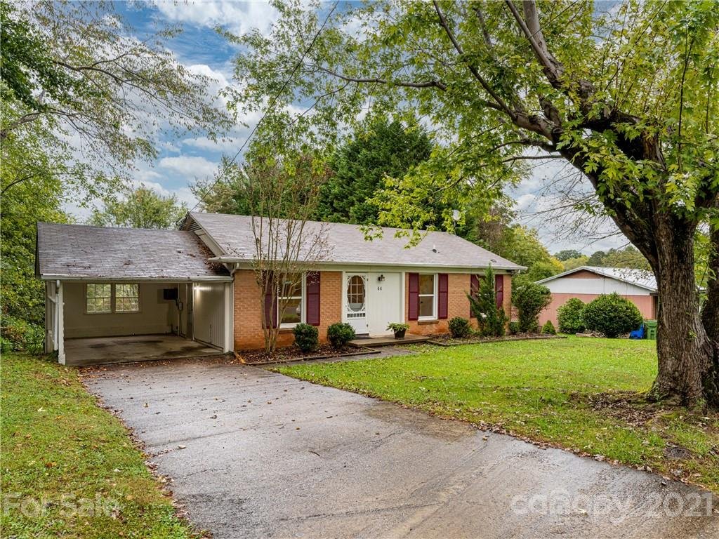 Property image 1 at 44 Skyview Terrace, Asheville, NC 28806