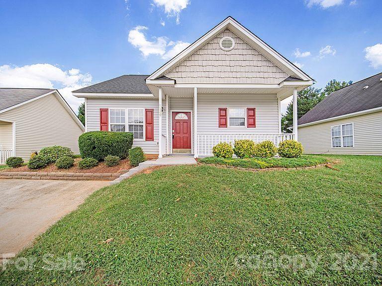 Property image 1 at 1920 Nigel Court, Charlotte, NC 28213