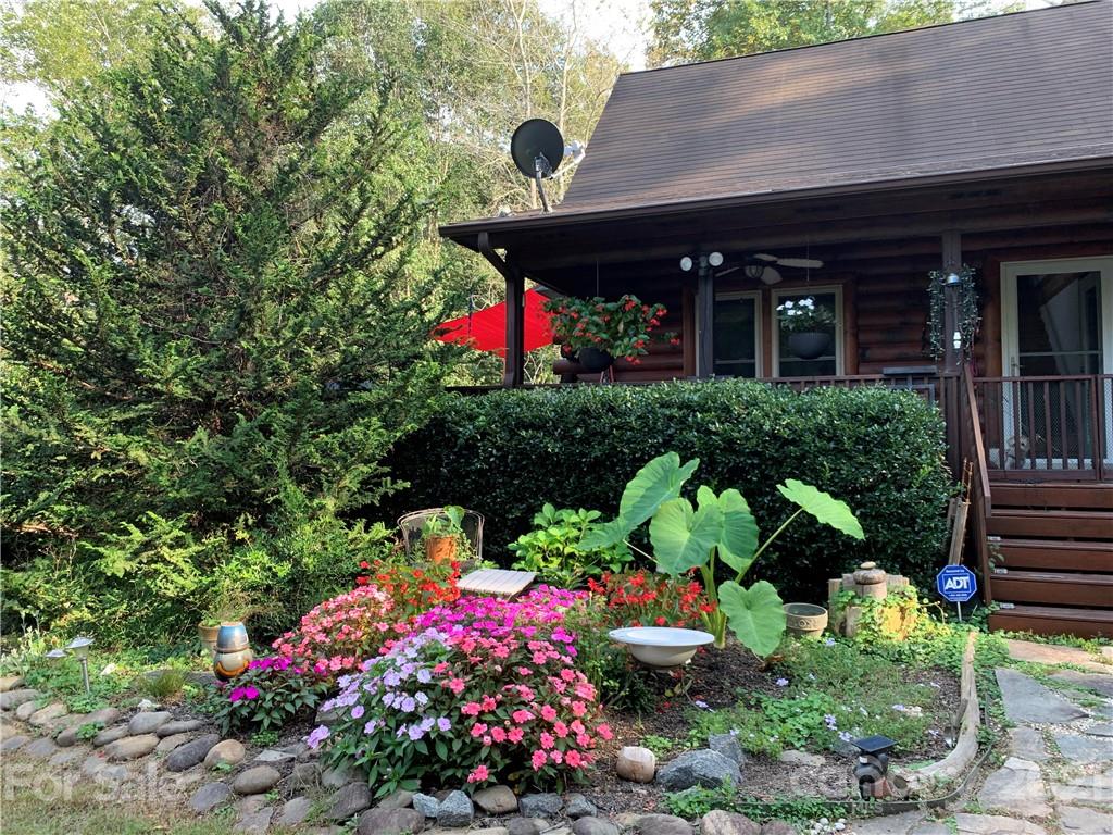 Property image 1 at 350 Cross Ridge Drive, Rutherfordton, NC 28139