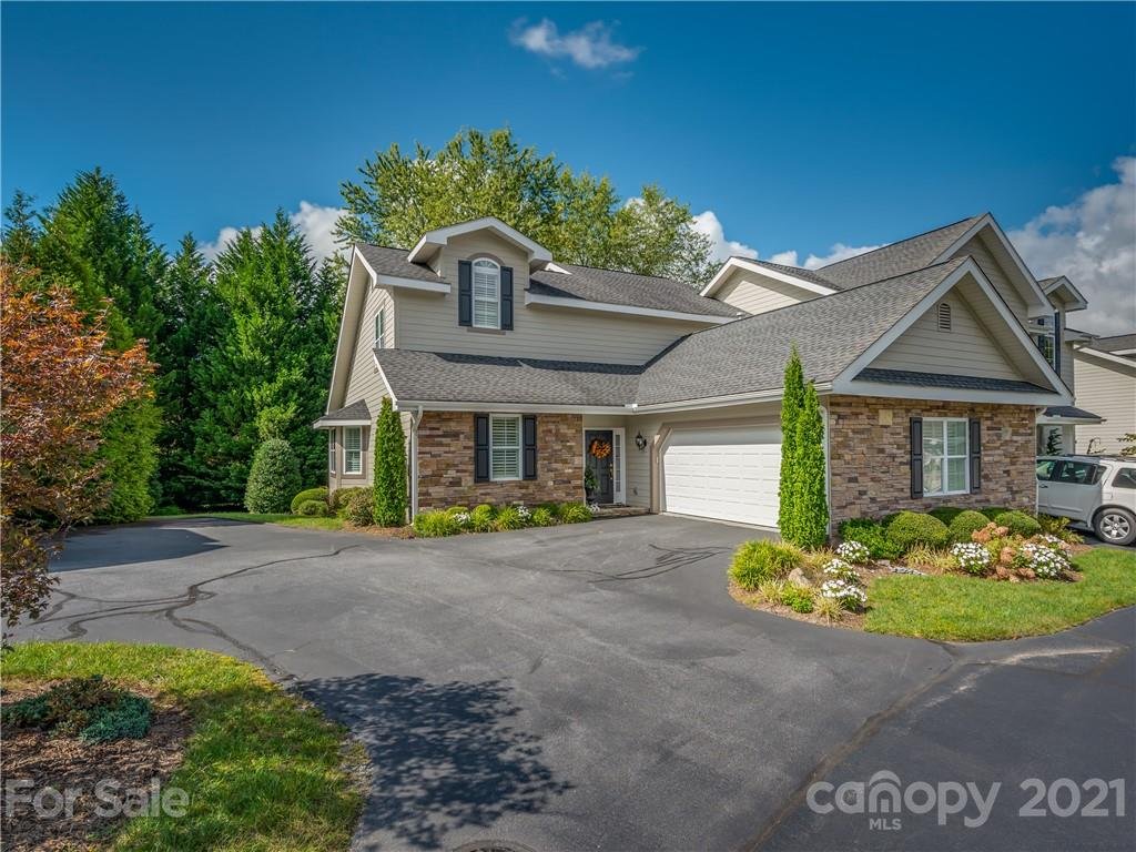 Property image 1 at 161 Towne Place Drive, Hendersonville, NC 28792