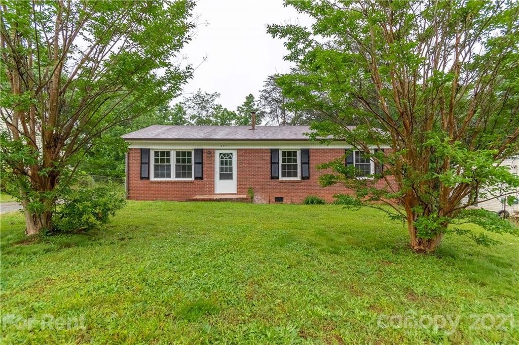 Property image 1 at 654 Dundeen Drive, Gastonia, NC 28052