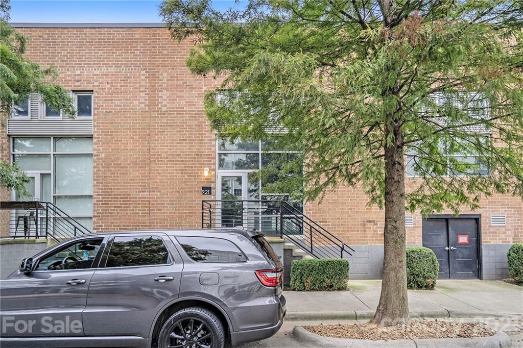 Property image 1 at 921 Hill Street, Charlotte, NC 28208