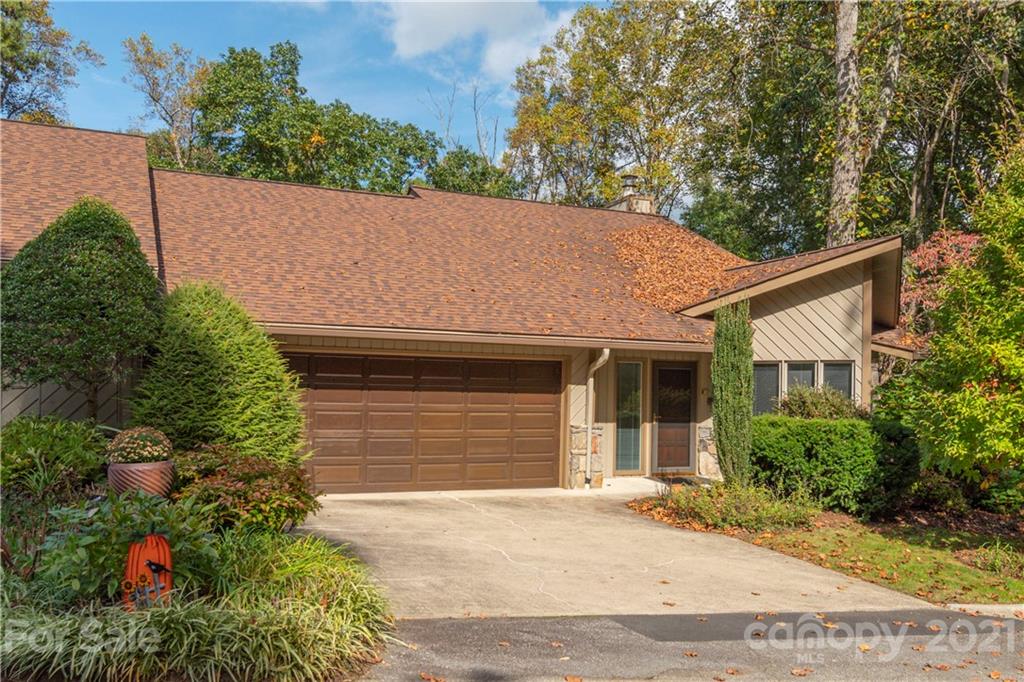 Property image 1 at 1002 Timber Lane, Asheville, NC 28804