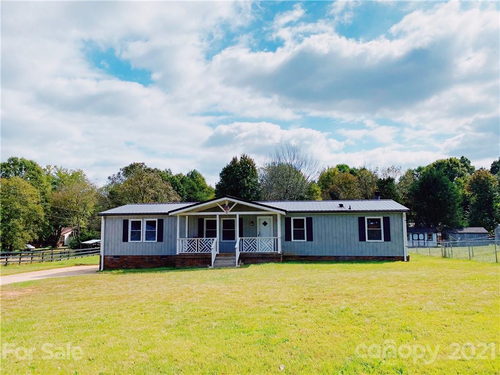 Property image 1 at 831 Bell Farm Road, Statesville, NC 28625