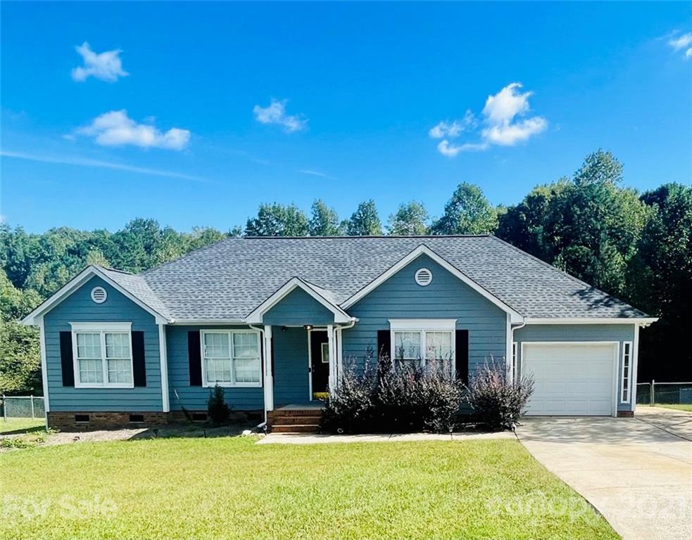 Property image 1 at 512 Basswood Way, Gastonia, NC 28052