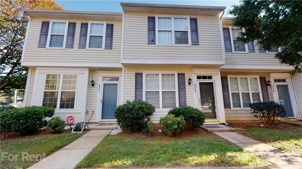 Property image 1 at 5545 Seths Drive, Charlotte, NC 28269
