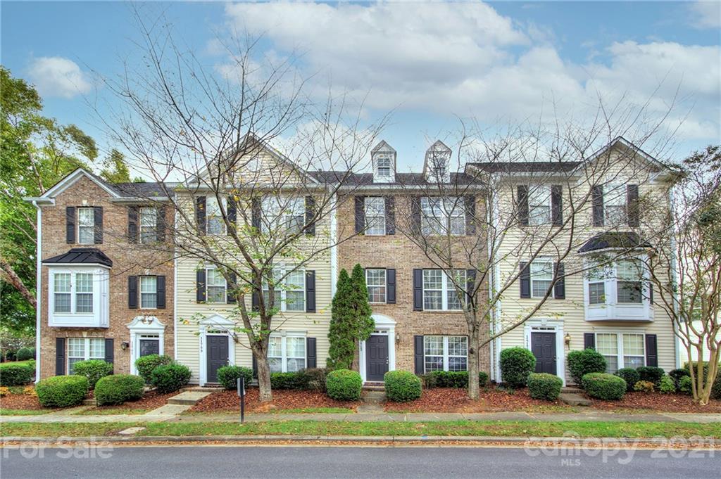 11713 Fiddlers Roof Lane