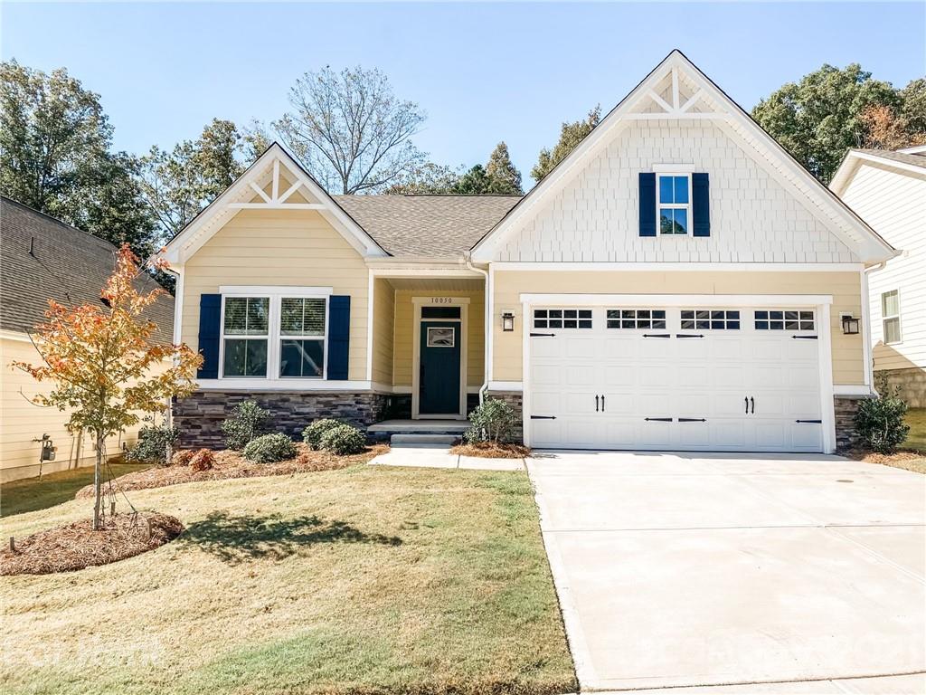 Property image 1 at 10050 Lilac Court, Charlotte, NC 28215