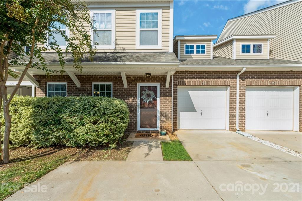 Property image 1 at 423 Battery Circle, Clover, SC 29710