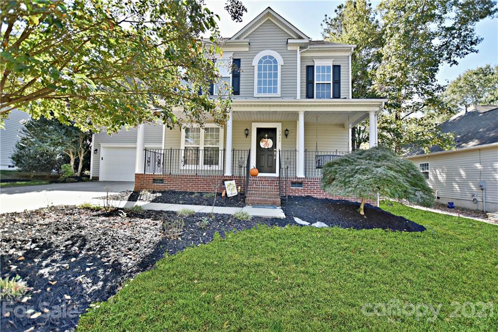 1317 Shimmer Light Circle