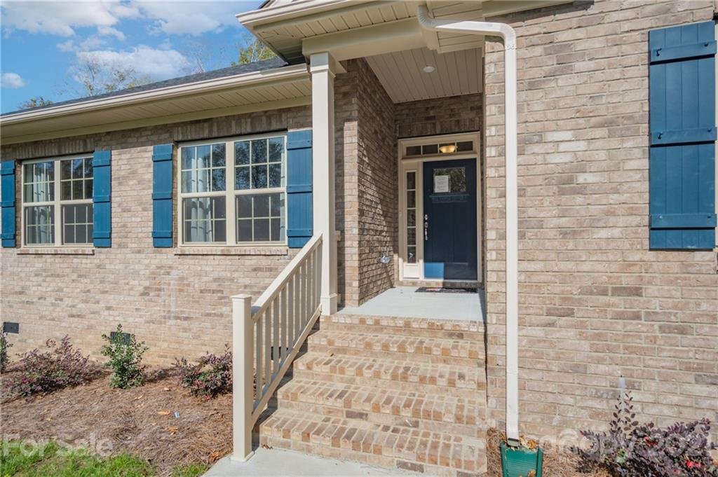 Property image 1 at 876 Hardin Street, Lancaster, SC 29720