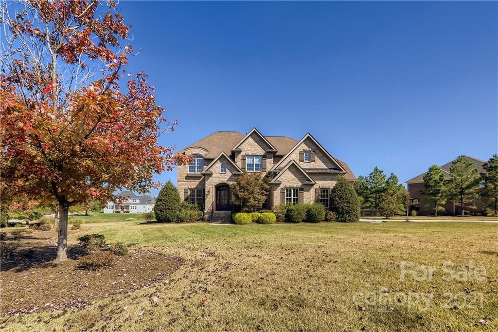 Property image 1 at 2003 Princessa Drive, Matthews, NC 28104