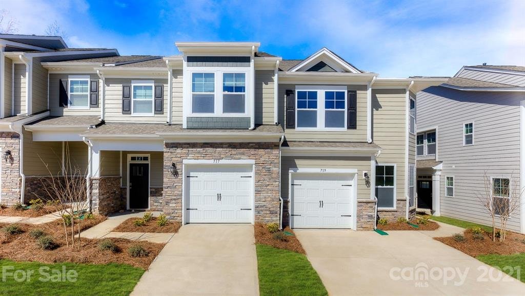 Property image 1 at 652 Cypress Glen, Lake Wylie, SC 29710