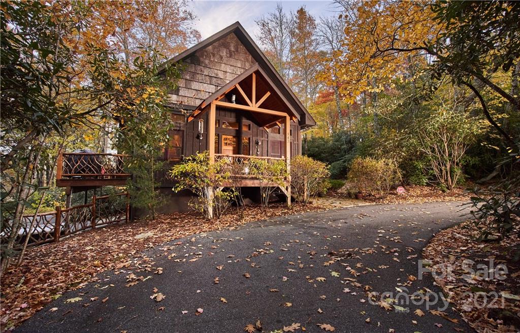 Property image 1 at 143 Choctaw Camp Lane, Blowing Rock, NC 28605