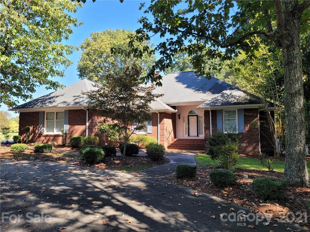 Property image 1 at 105 Saint Gaudens Court, Kings Mountain, NC 28086