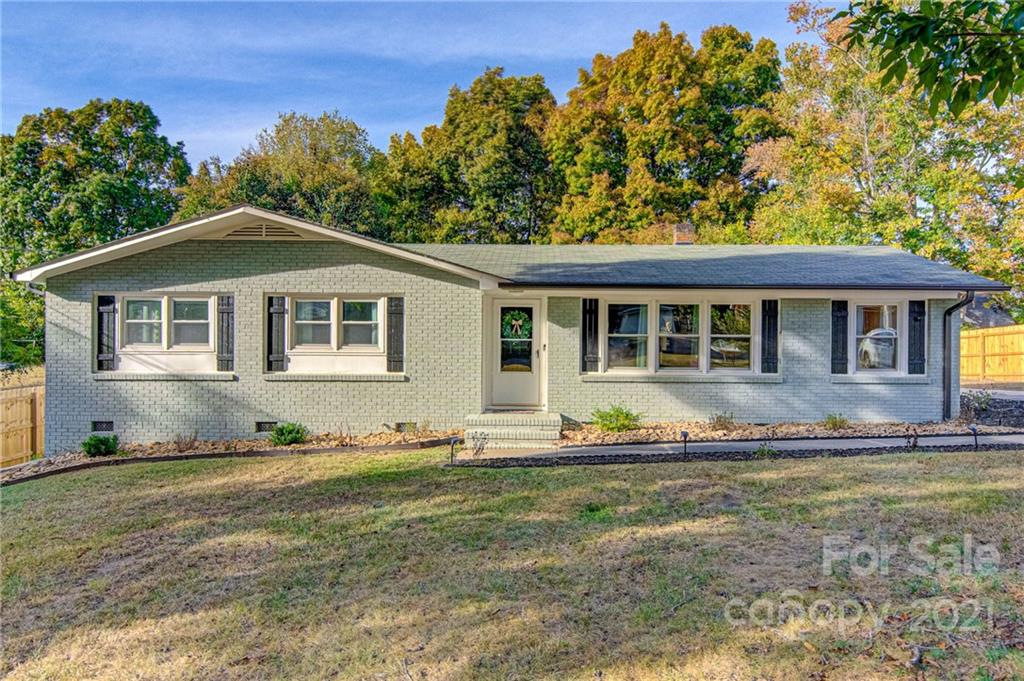 Property image 1 at 2117 Tarlton Drive, Matthews, NC 28105