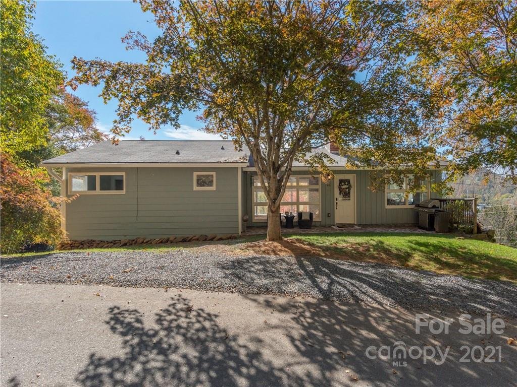 Property image 1 at 26 Grimball Drive, Waynesville, NC 28786