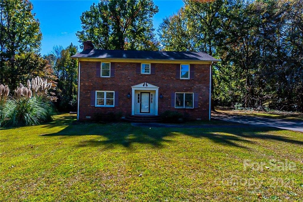 772 Pine Grove Court