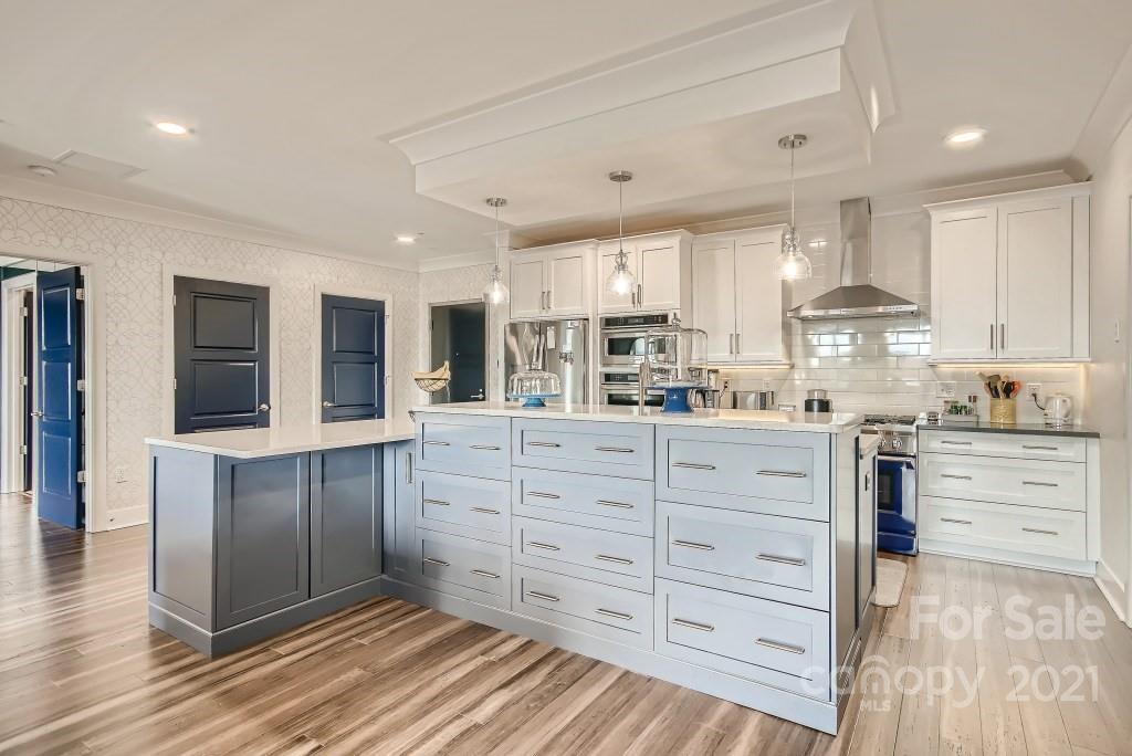 Property image 1 at 222 Caldwell Street, Charlotte, NC 28202