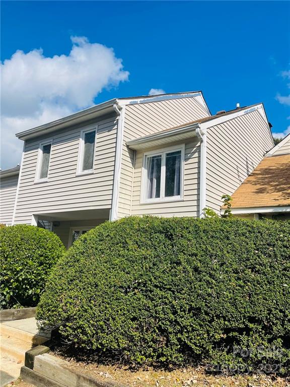 Property image 1 at 1624 Hollow Drive, Charlotte, NC 28212