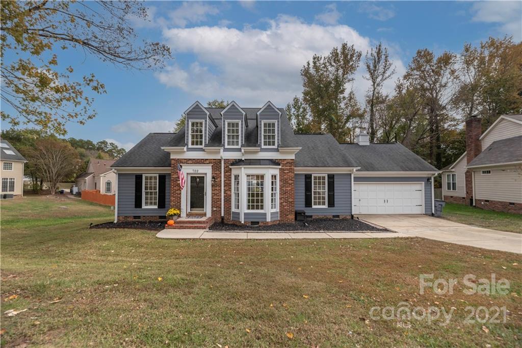 Property image 1 at 722 Grays Creek Lane, Charlotte, NC 28214