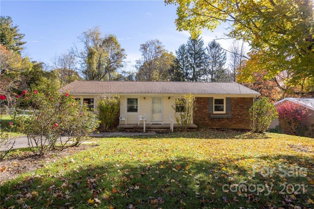 Property image 1 at 9 Hillview Road, Asheville, NC 28805