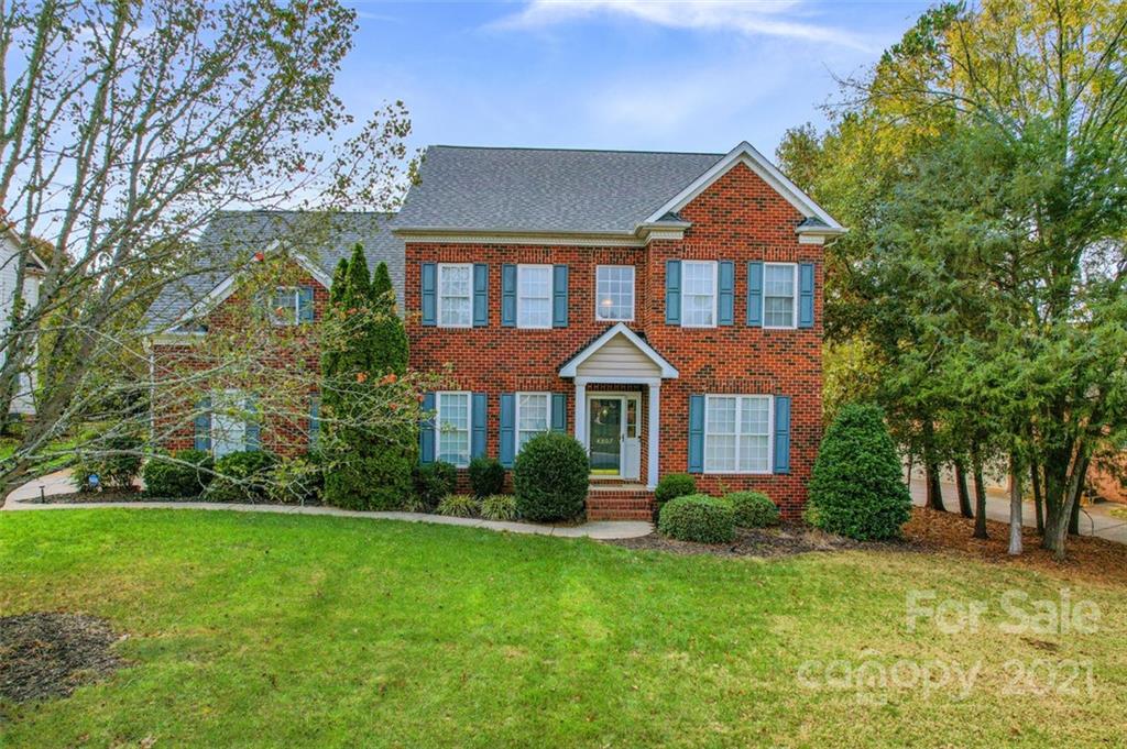 Property image 1 at 4307 Beech Wood Court, Belmont, NC 28012