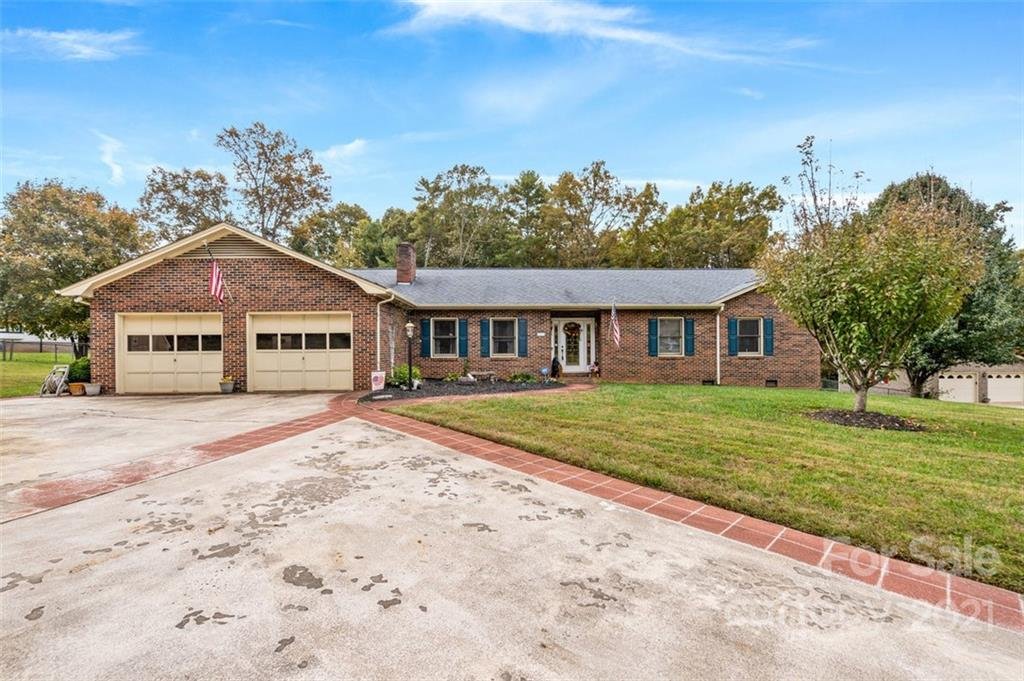 Property image 1 at 209 Timber Ridge Drive, Lenoir, NC 28645