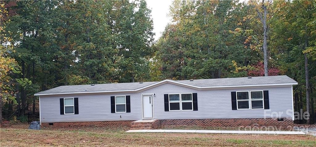 Property image 1 at 4243 Apex Drive, Maiden, NC 28650