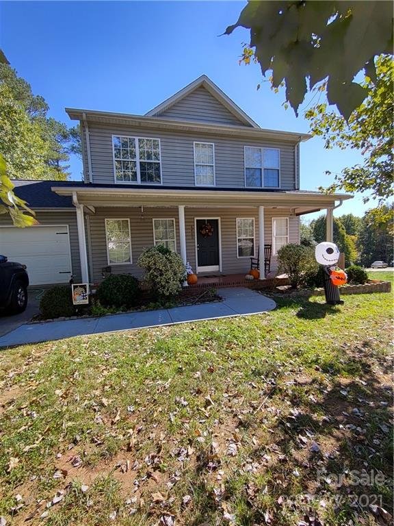 Property image 1 at 6409 Lake Breeze Court, Hickory, NC 28601