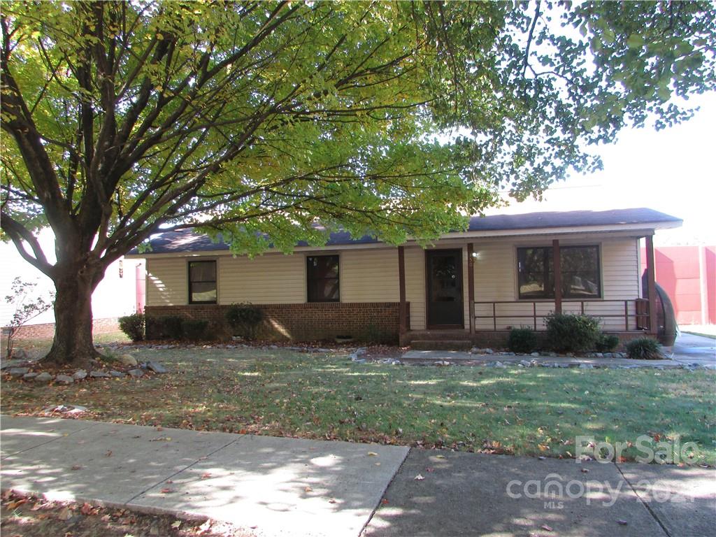 Property image 1 at 1509 Whisnant Street, Charlotte, NC 28206