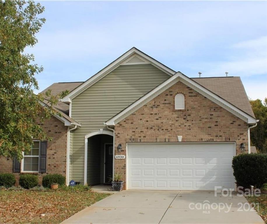 Property image 1 at 6930 Barefoot Forest Drive, Charlotte, NC 28269