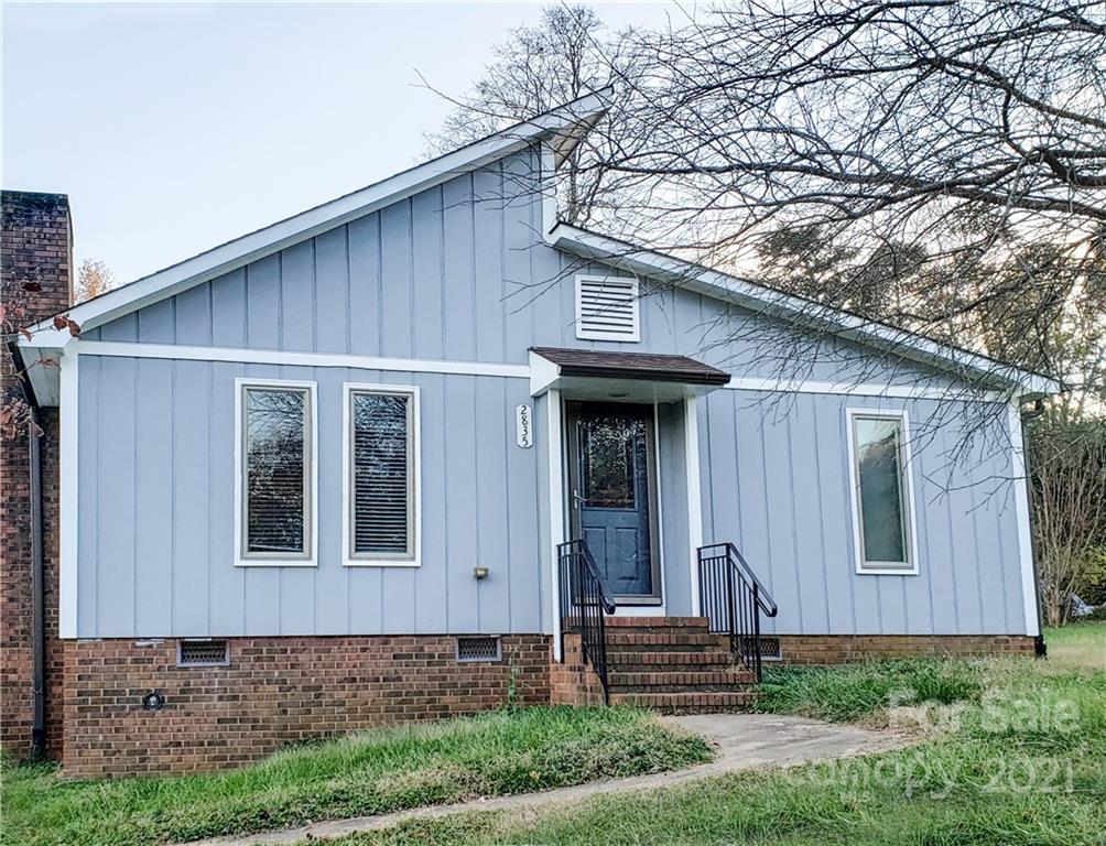 2835 Nw Walter Drive