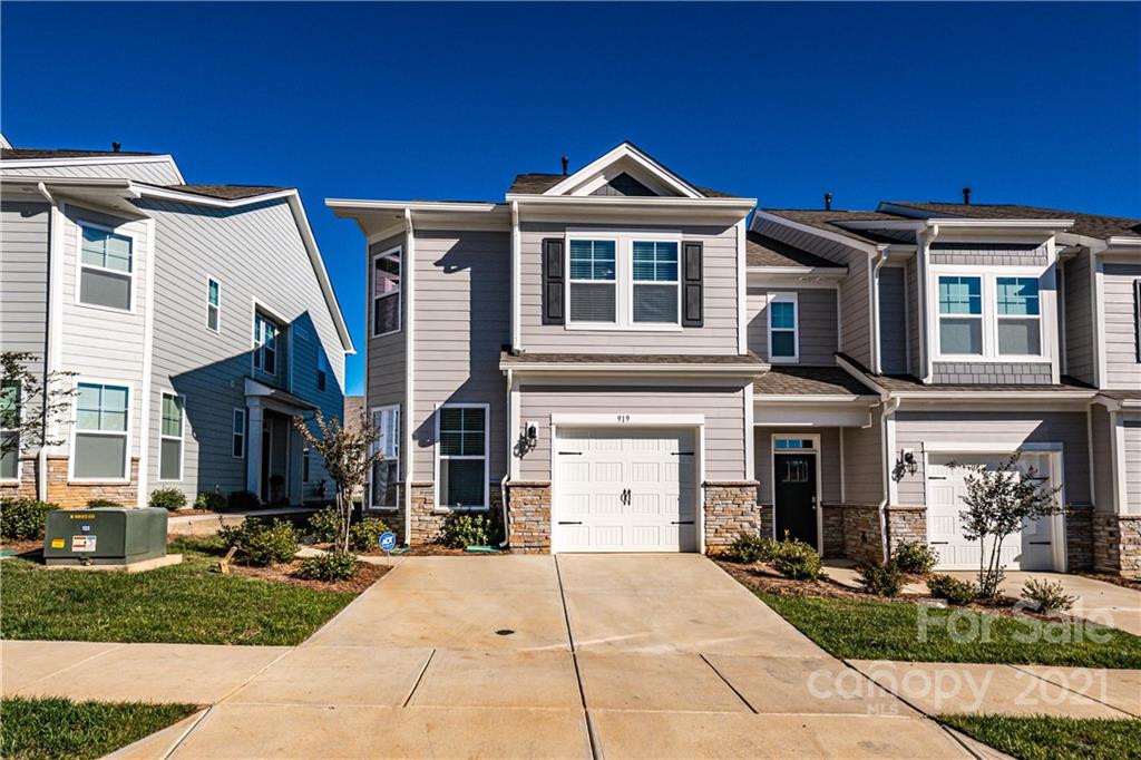Property image 1 at 919 Emma Kate Court, Lake Wylie, SC 29710