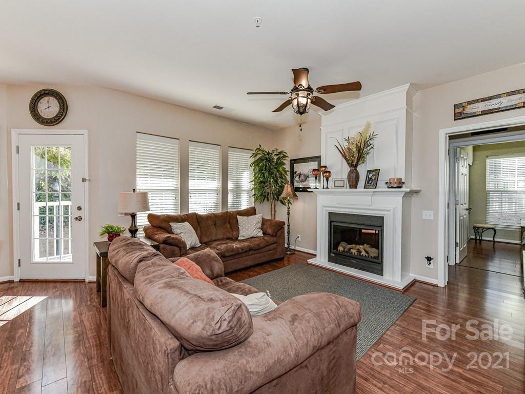 Property image 1 at 3228 Margellina Drive, Charlotte, NC 28210