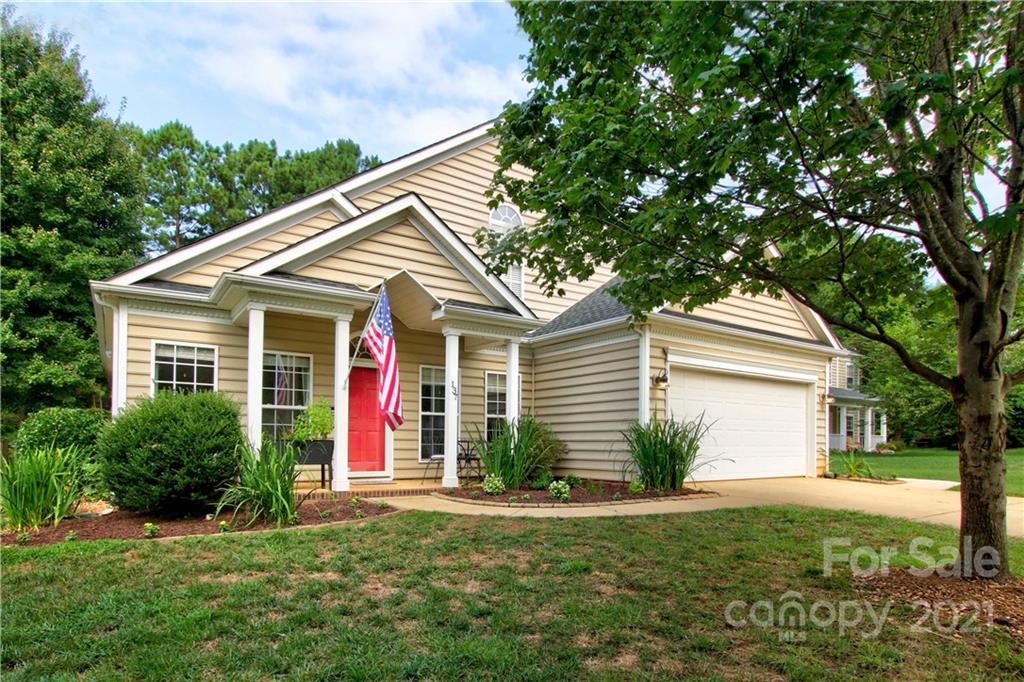 Property image 1 at 137 Summerbrook Lane, Mooresville, NC 28117