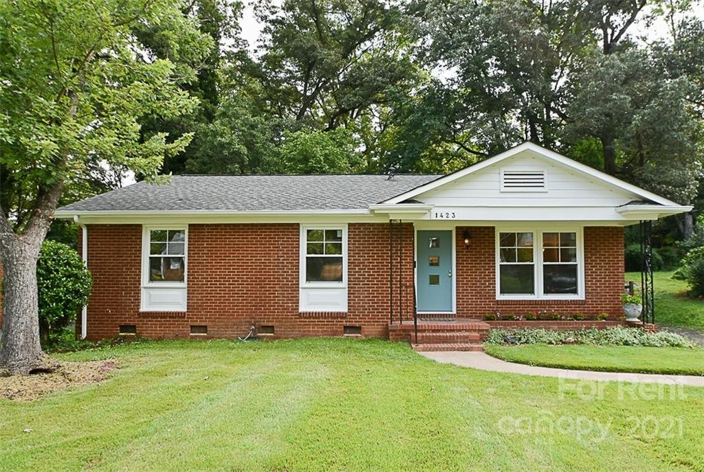 Property image 1 at 1423 Tarrington Avenue, Charlotte, NC 28205
