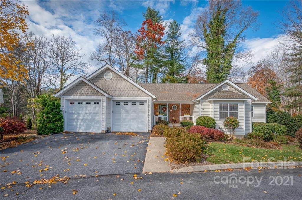 Property image 1 at 408 Charlestown Drive, Hendersonville, NC 28792