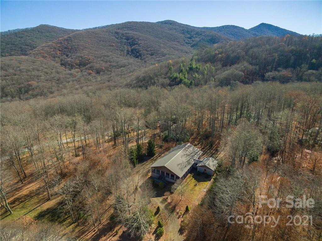 Property image 1 at 95 Saddle Brook Drive, Burnsville, NC 28714