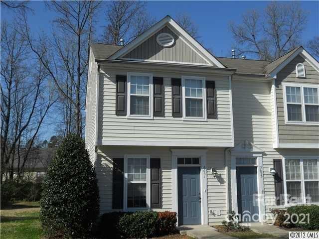 Property image 1 at 5651 Seths Drive, Charlotte, NC 28269