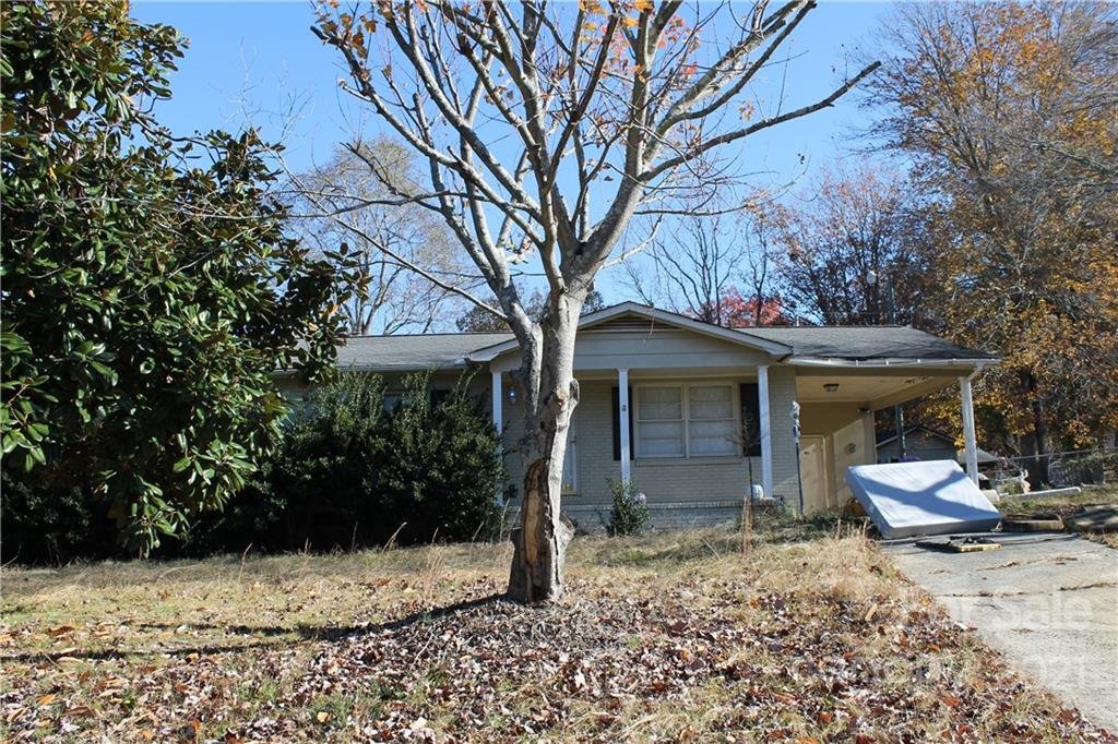 Property image 1 at 611 Freedom Mill Road, Gastonia, NC 28052