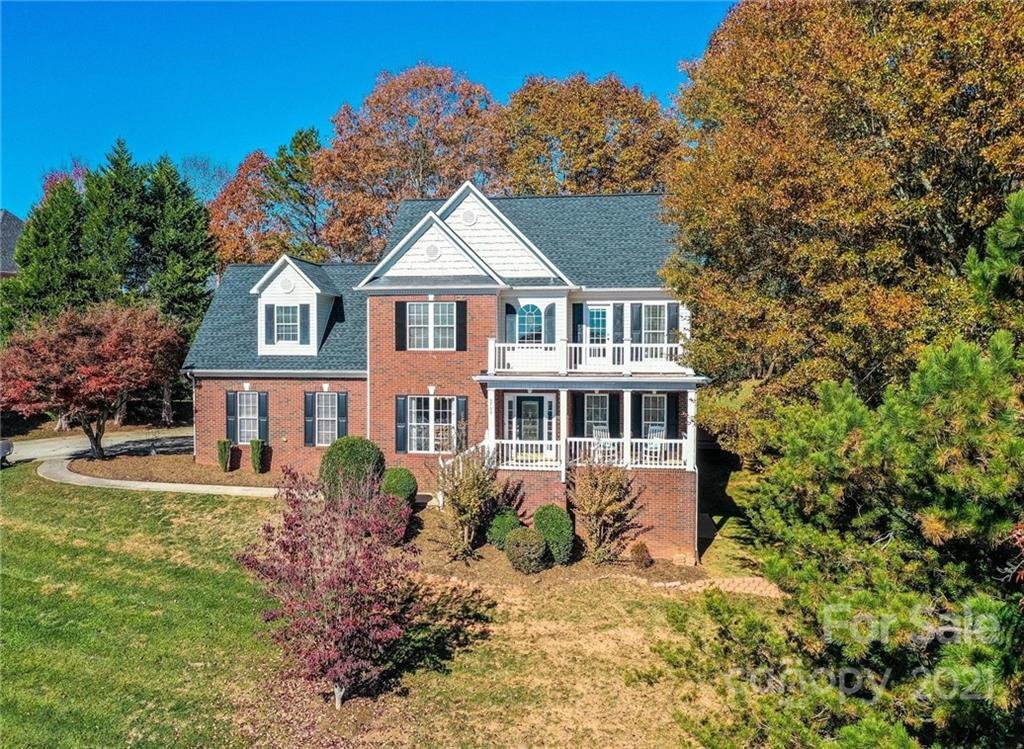 Property image 1 at 5700 Crown Terrace, Hickory, NC 28601