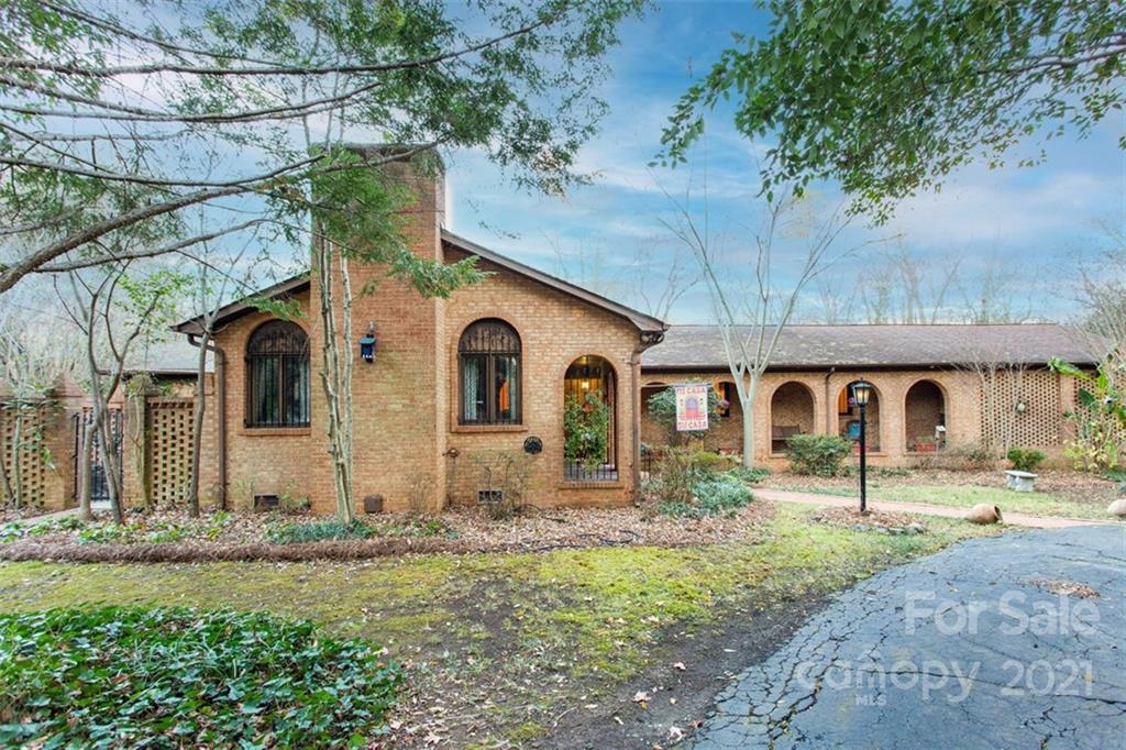 Property image 1 at 1701 Burtonwood Circle, Charlotte, NC 28212