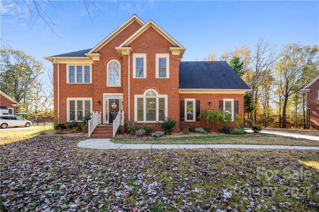 Property image 1 at 10901 Megwood Drive, Charlotte, NC 28277